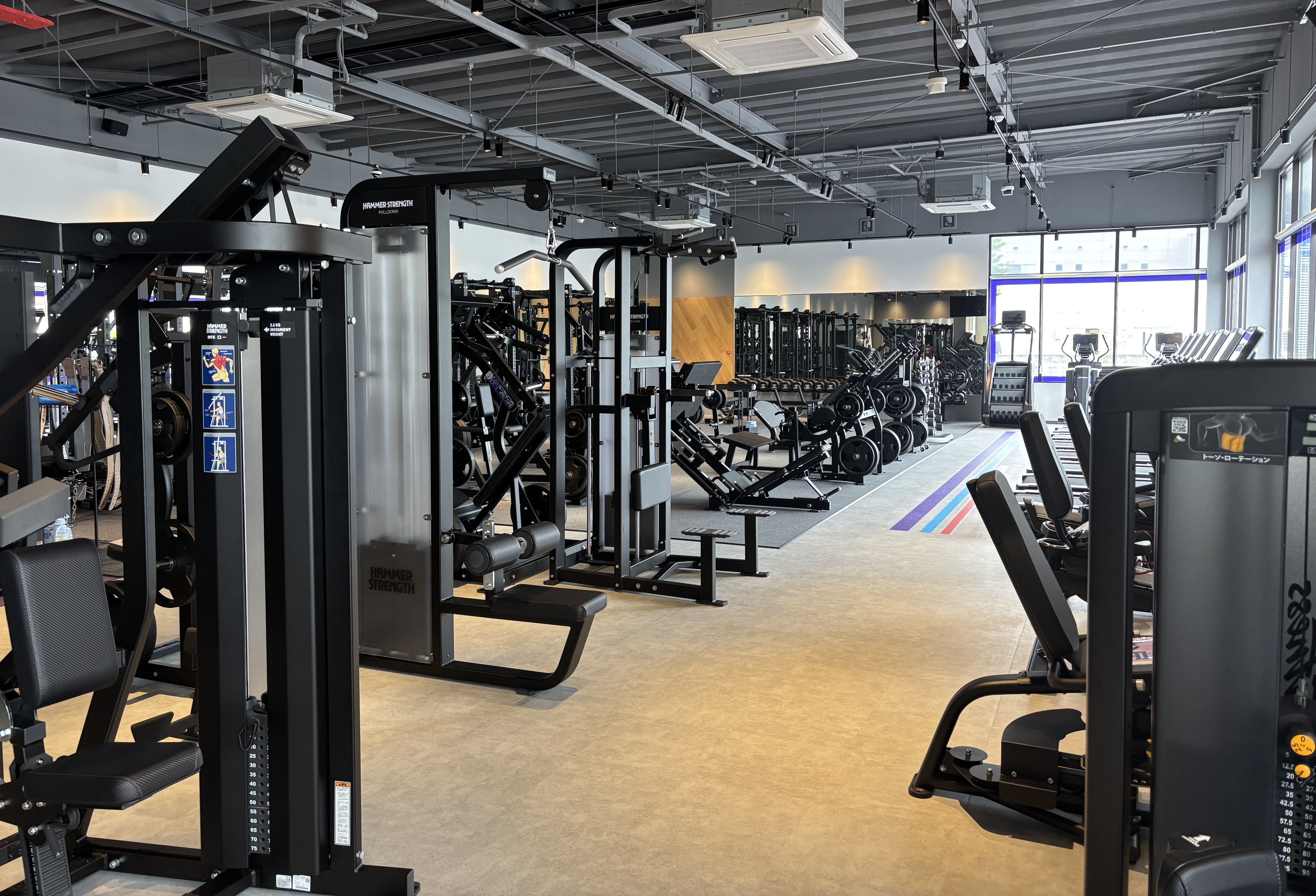 関西礦油株式会社  エニタイムフィットネス宇部新川店のアルバイト・パート ビューティー・生活サービスの求人情報イメージ5